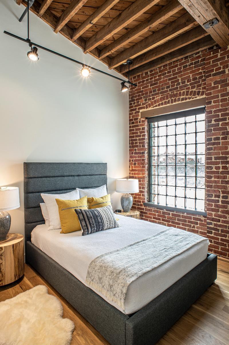 Elevation Lofts Hotel Asheville Exterior photo